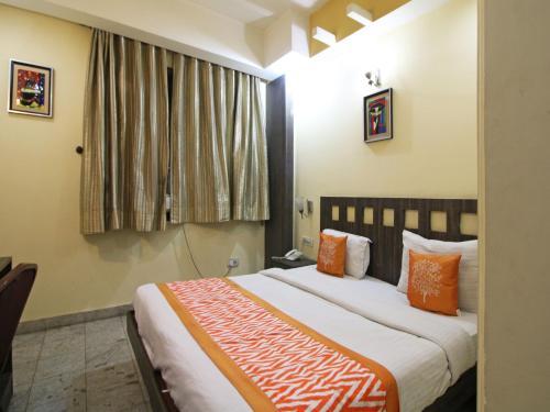 Hotel Oyo 5943 Tjs Grand