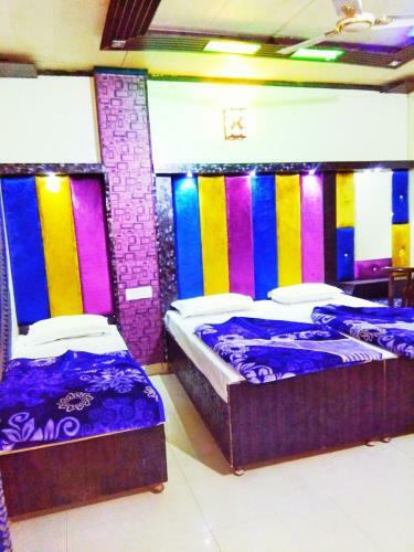 Hotel Revoli Amritsar