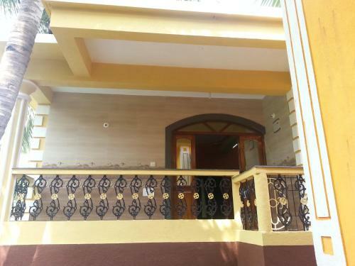 Hostal Sabinas Nest