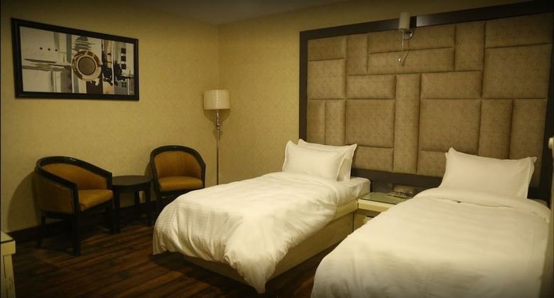 Hotel Harmony