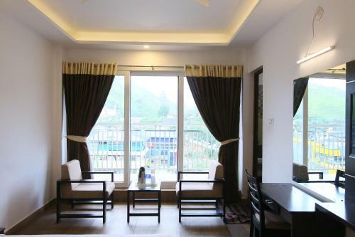 Hotel Jays Inn