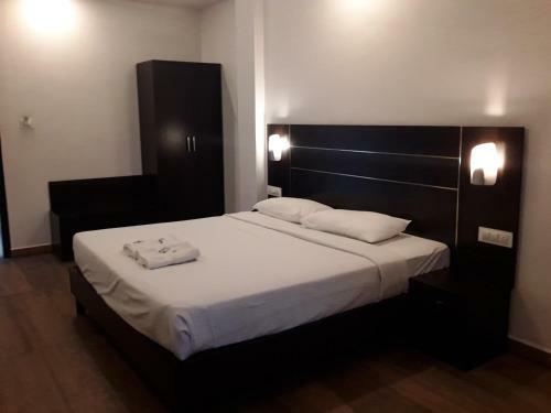 Hotel Jays Inn