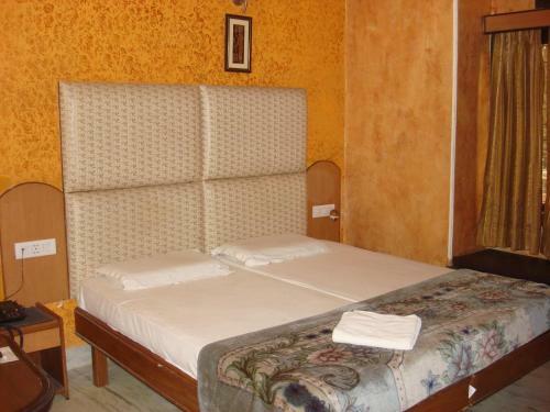 Hotel Rama Residency