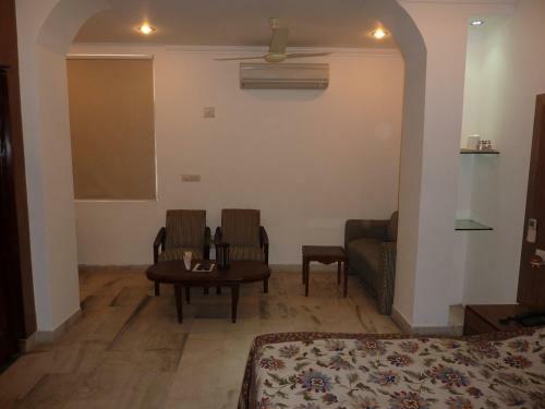 Hotel Rama Residency
