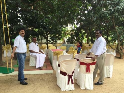 Bed & Breakfast Palm Grove Service Villa