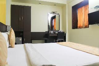 Fabhotel Arya International Elgin Road