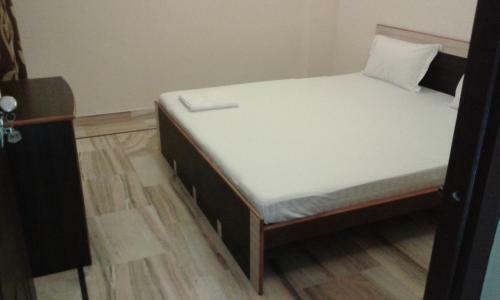 Hostal Madhav Guest House