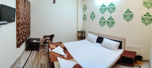 Hostal Madhav Guest House