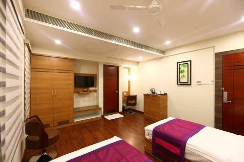 Hotel Adore Residency