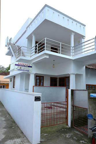 Aleenas Homestay