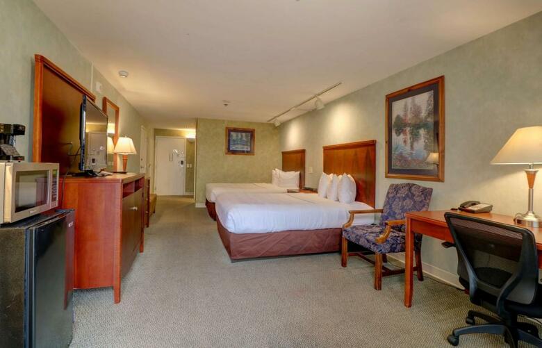 Hotel Senator Inn & Spa