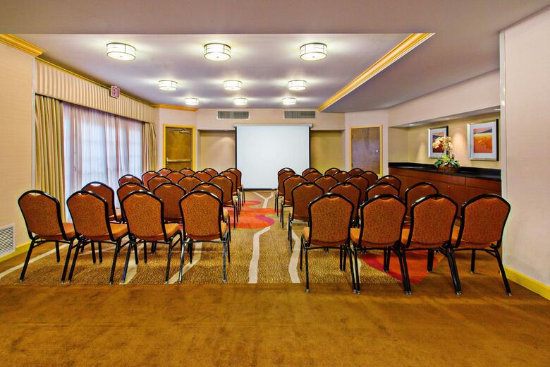 Hotel Hilton Garden Inn Six Flags