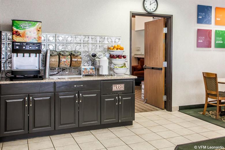 Hotel Comfort Suites