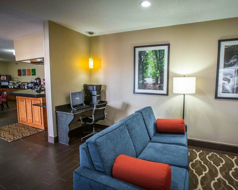 Hotel Comfort Inn