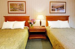 Hotel Grouse Inn