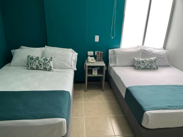 Hotel Plaza Granada