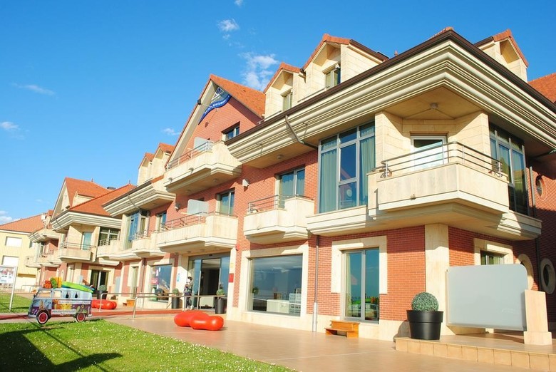 Maritimo Ris Hotel