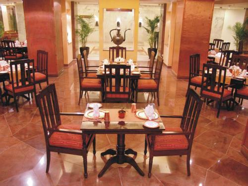 Hotel The Lalit Ashok