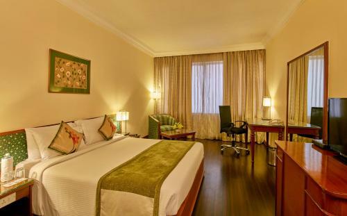 Hotel Royal Orchid Central, Bangalore
