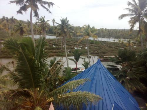 Hotel Kayaloram Resort