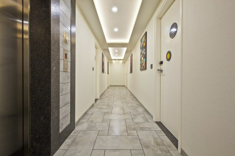 Hotel Sifat International