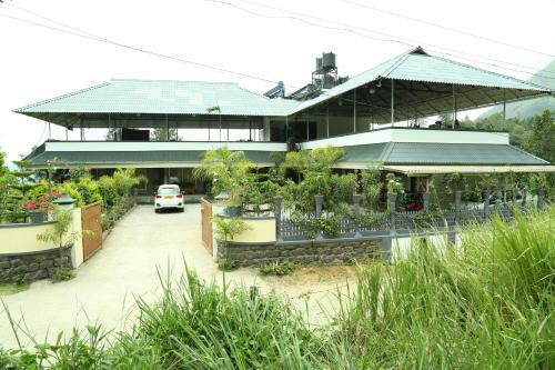 Hotel Tranquil Valley Resort