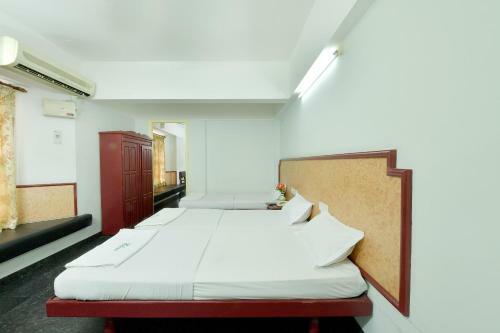 Hotel Elisa International