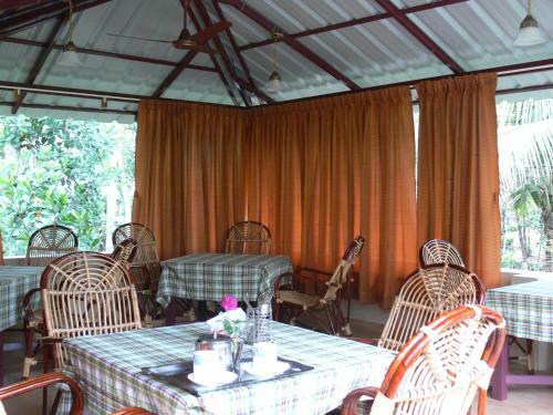 Ganesh Holiday Home Bed And Breakfast