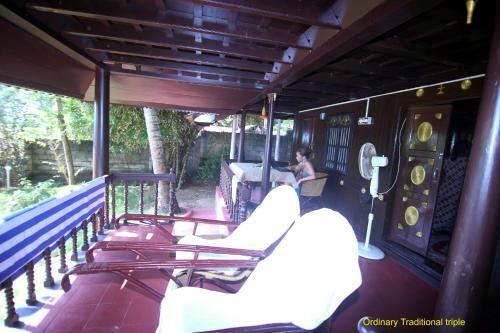 Hotel Varkala Marine Palace