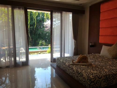 Hostal Adipana Bungalow