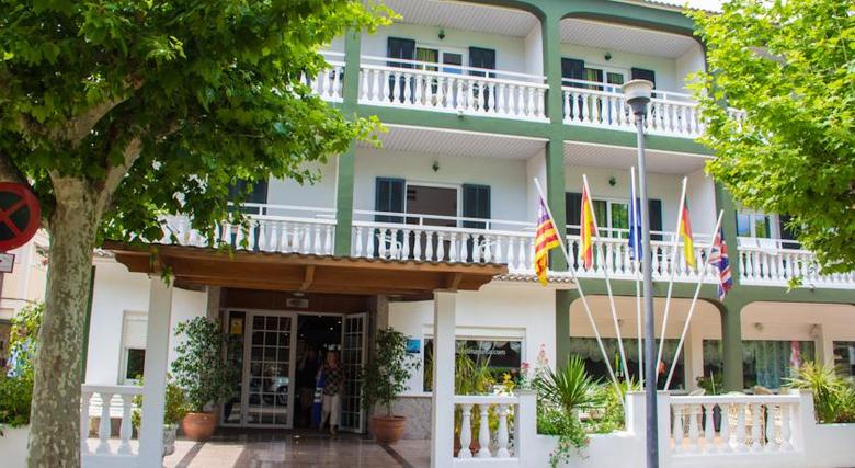 Hotel Mayurca