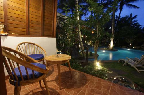 Hostal Green Bird Villa