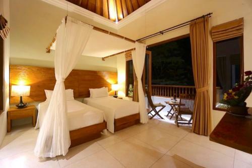 Kadewa Villa