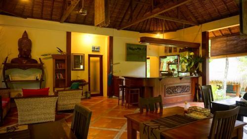 Bed & Breakfast Lullaby Bungalows