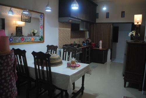 Oemah Sorowajan Homestay