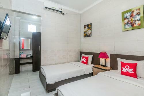 Hotel Zen Rooms Basic Kuta Tegal Wangi