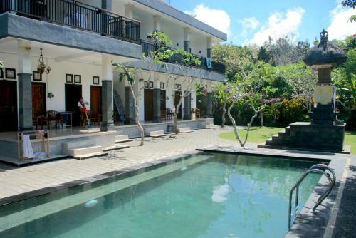 Hostal Uluwatu Made Guesthouse
