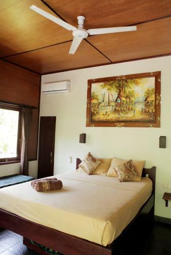 Hostal Ana Warung & Bungalows