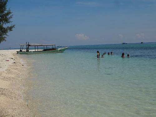 Hostal Ana Warung & Bungalows