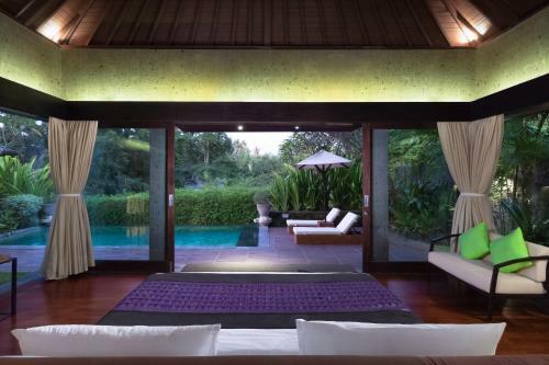 The Sanctoo Villa And Elephant Park