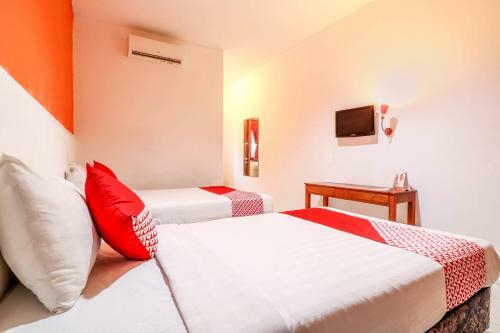 Hostal Oyo 1433 Homestay Rumahku