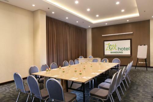 Zest Hotel Sukajadi Bandung