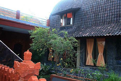 Hotel Lumbung Sari Beach Inn