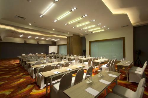 Nexa Hotel