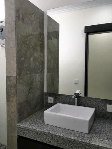 Hotel Indah Homestay