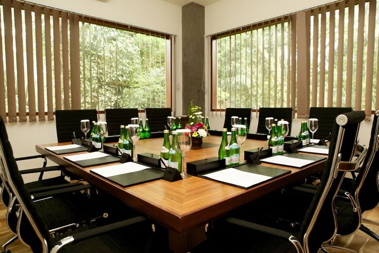 Hotel Visesa Ubud Resort