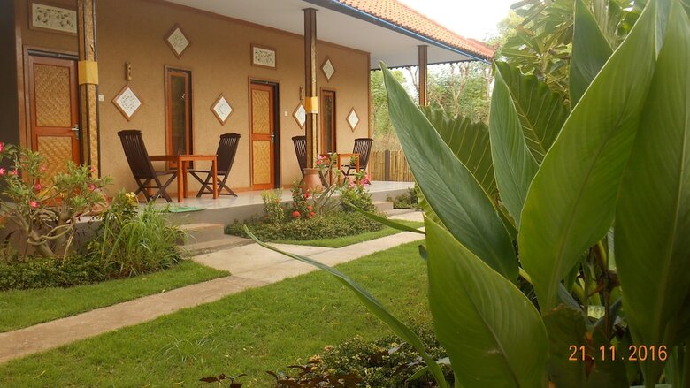 Hostal The Local Menjangan
