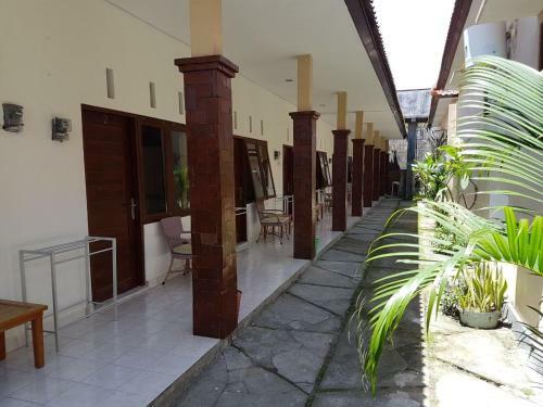 Hostal La Terrasse Guest House