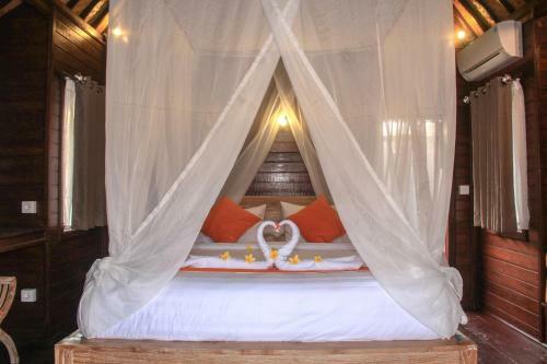 Dinatah Lembongan Villas
