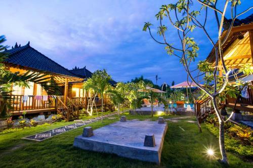 Dinatah Lembongan Villas